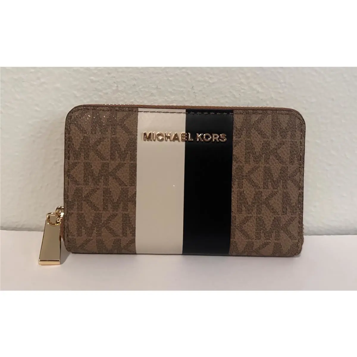 Michael Kors Jet Set Charm MK Signature Brown Card Case Wallet