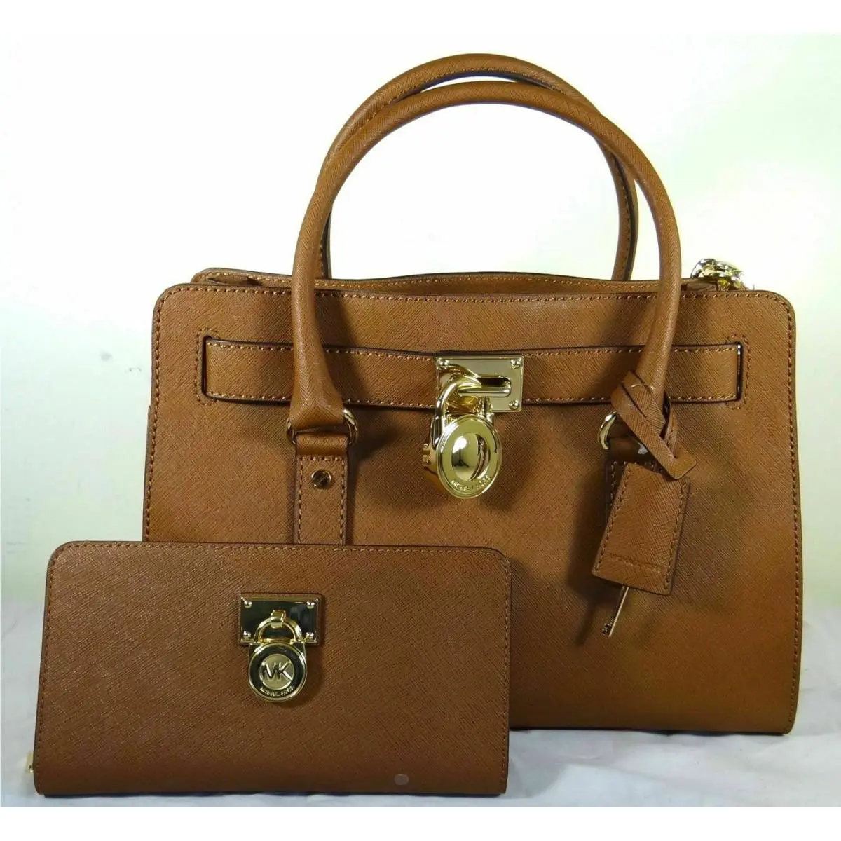 Michael Kors Hamilton Luggage Saffiano Leather EW Satchel Bag Wallet