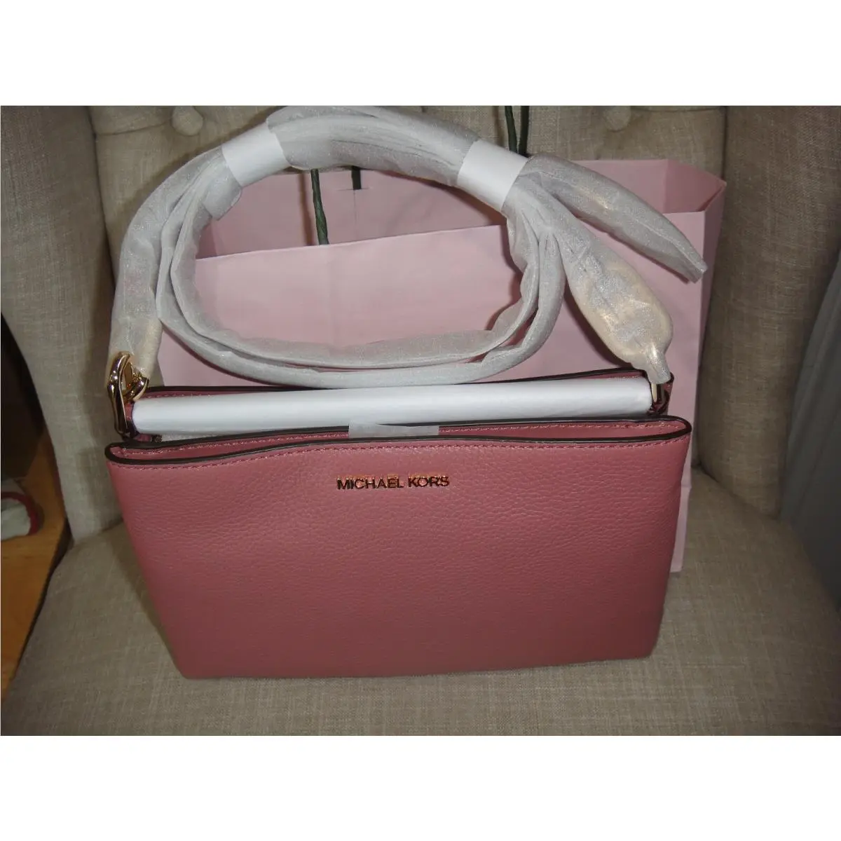 Michael Kors Trisha Medium Rose Pink Crossbody Leather Bag.msrp