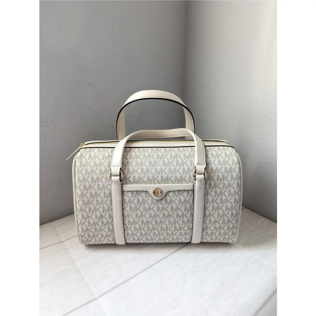 Michael Kors Travel Medium Duffle Satchel Crossbody Bag Purse Lt. Cream