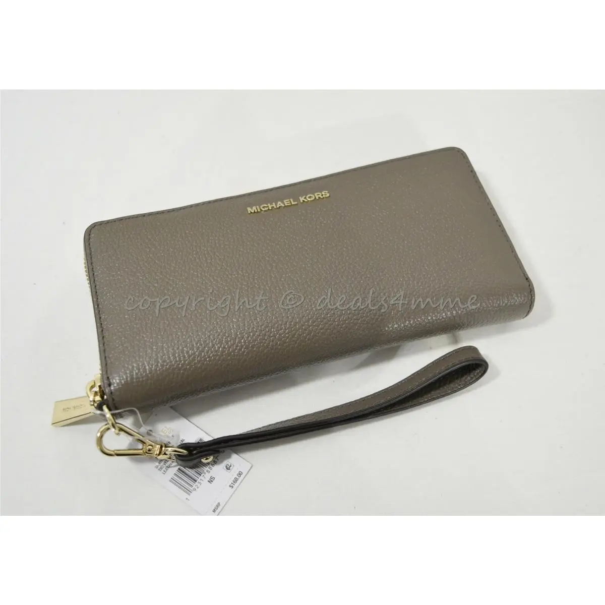 Michael Kors Money Pieces Travel Continental Pebbled Leather Wallet/wristlet