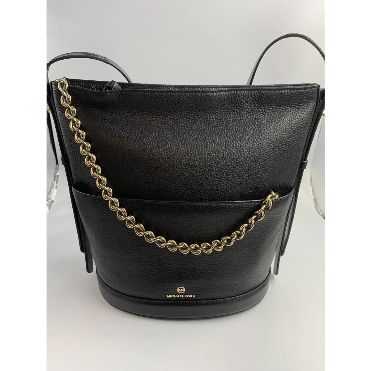 Michael Kors Women`s Reese Large Leather Shoulder Bag Black