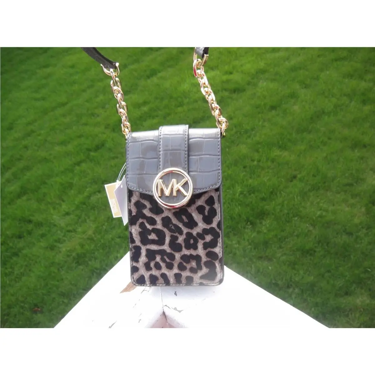 Michael Kors Carmen Heather Grey Phone Crossbody Bag.$398.00.100%AUTHENTIC