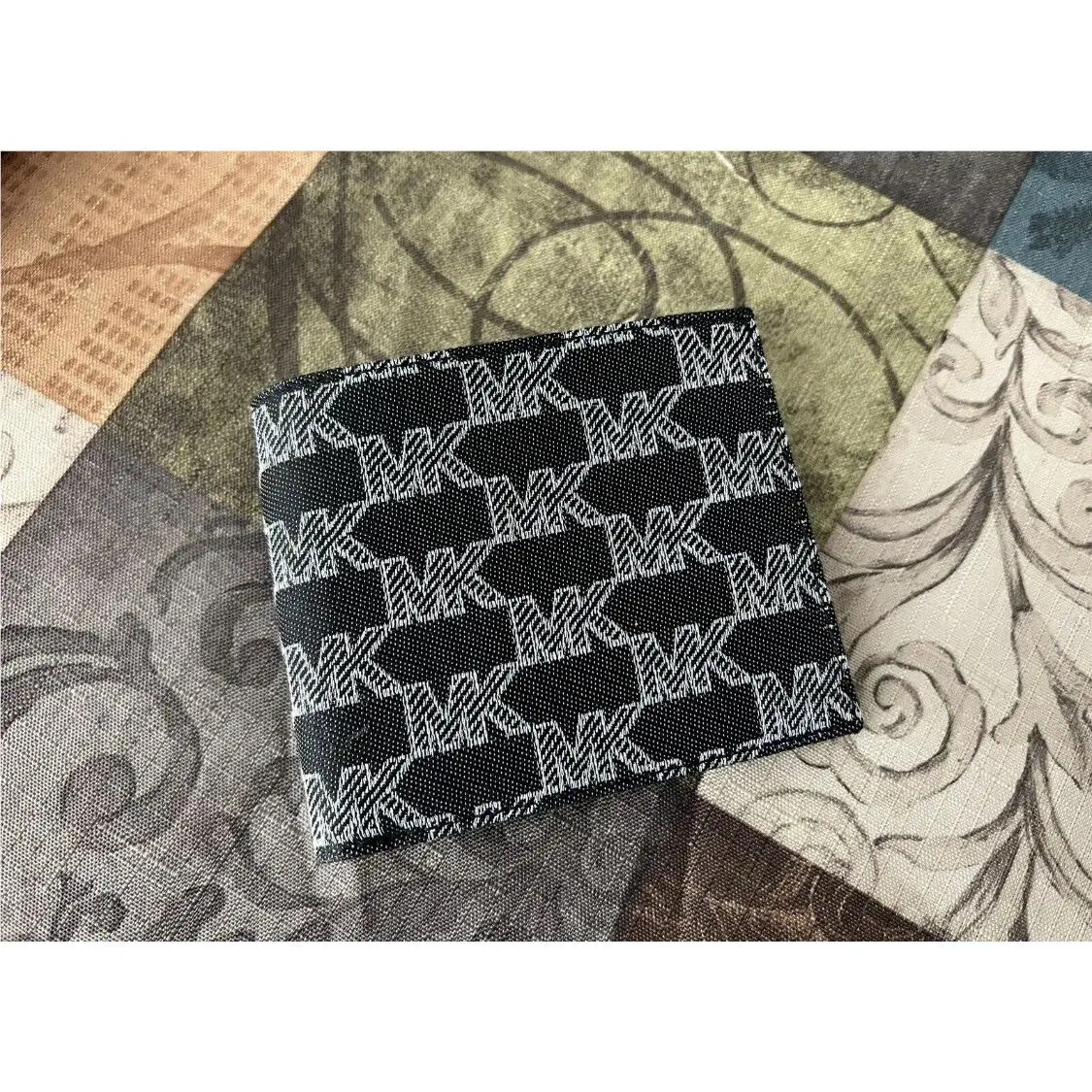 Michael Kors Cooper Logo Fabric Billfold Wallet Black Multi