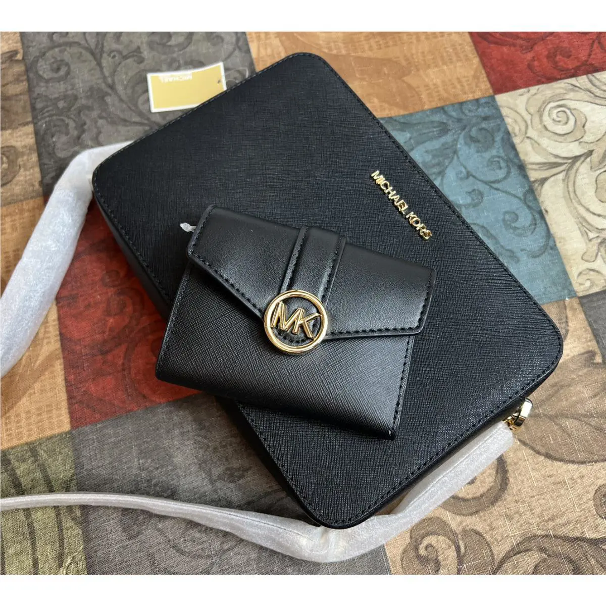 Michael Kors Jet Set MK Signature EW Crossbody Messenger Bag + Wallet Set