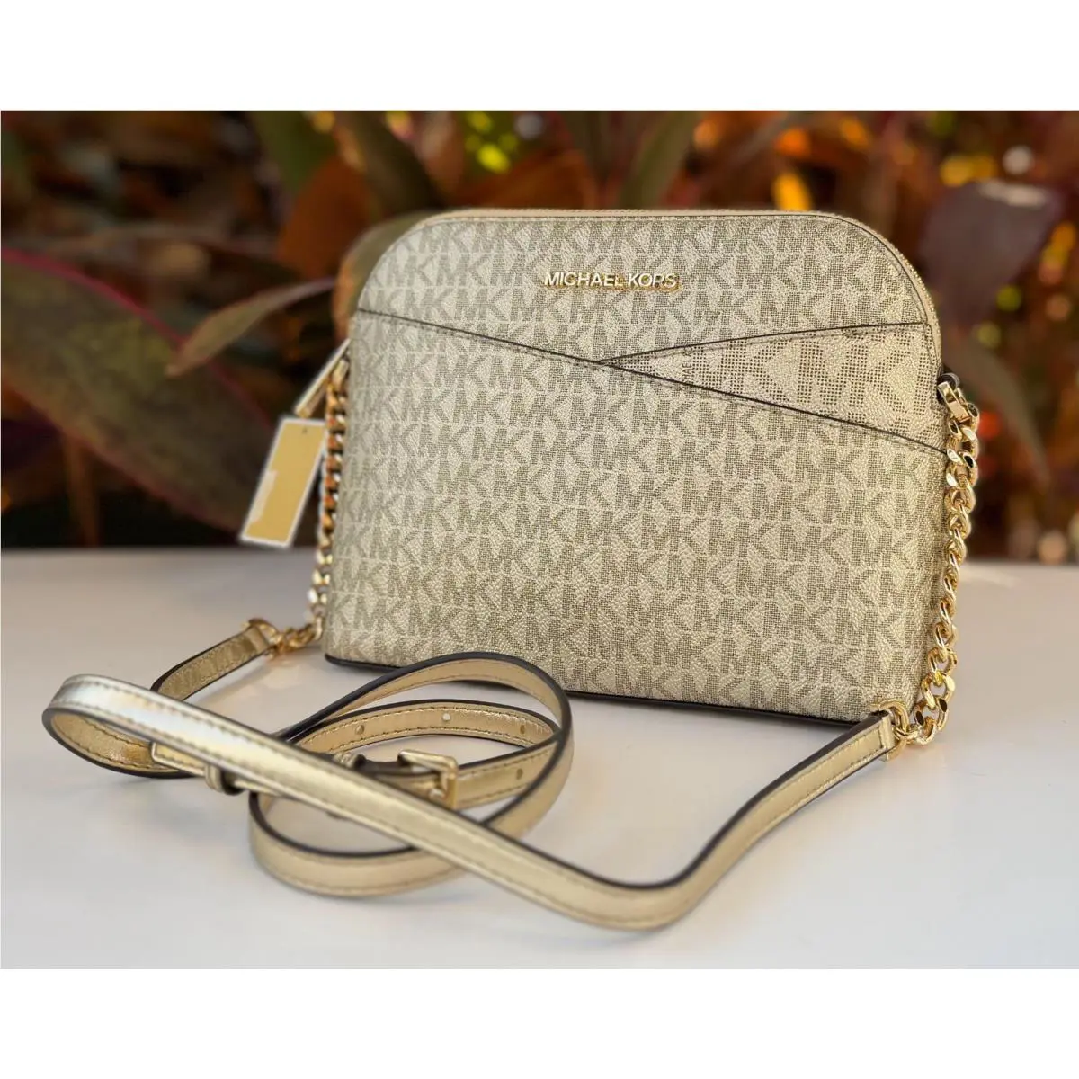 Michael Kors Jet Set Travel Dome Shoulder Crossbody Bag MK Pale Gold