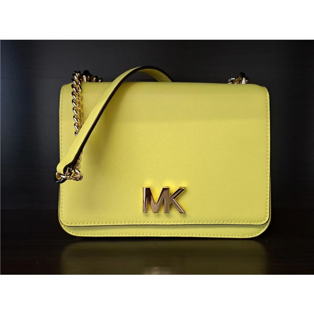Michael Kors Mott Large Chain Shoulder Crossbody Women`s Handbag Sunshine