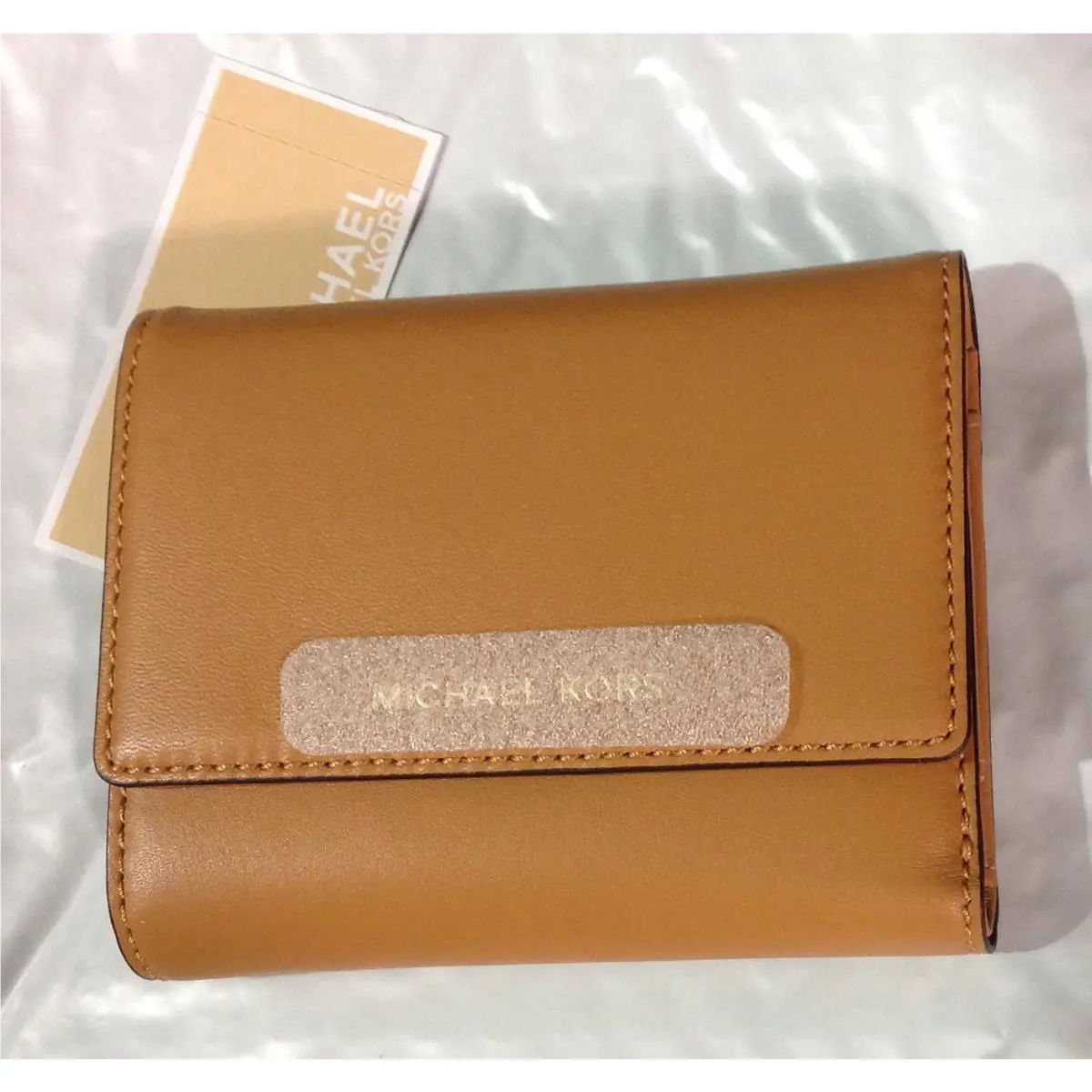 Kors Colby Medium Tri-fold Leather Wallet 32H4GBAF2L