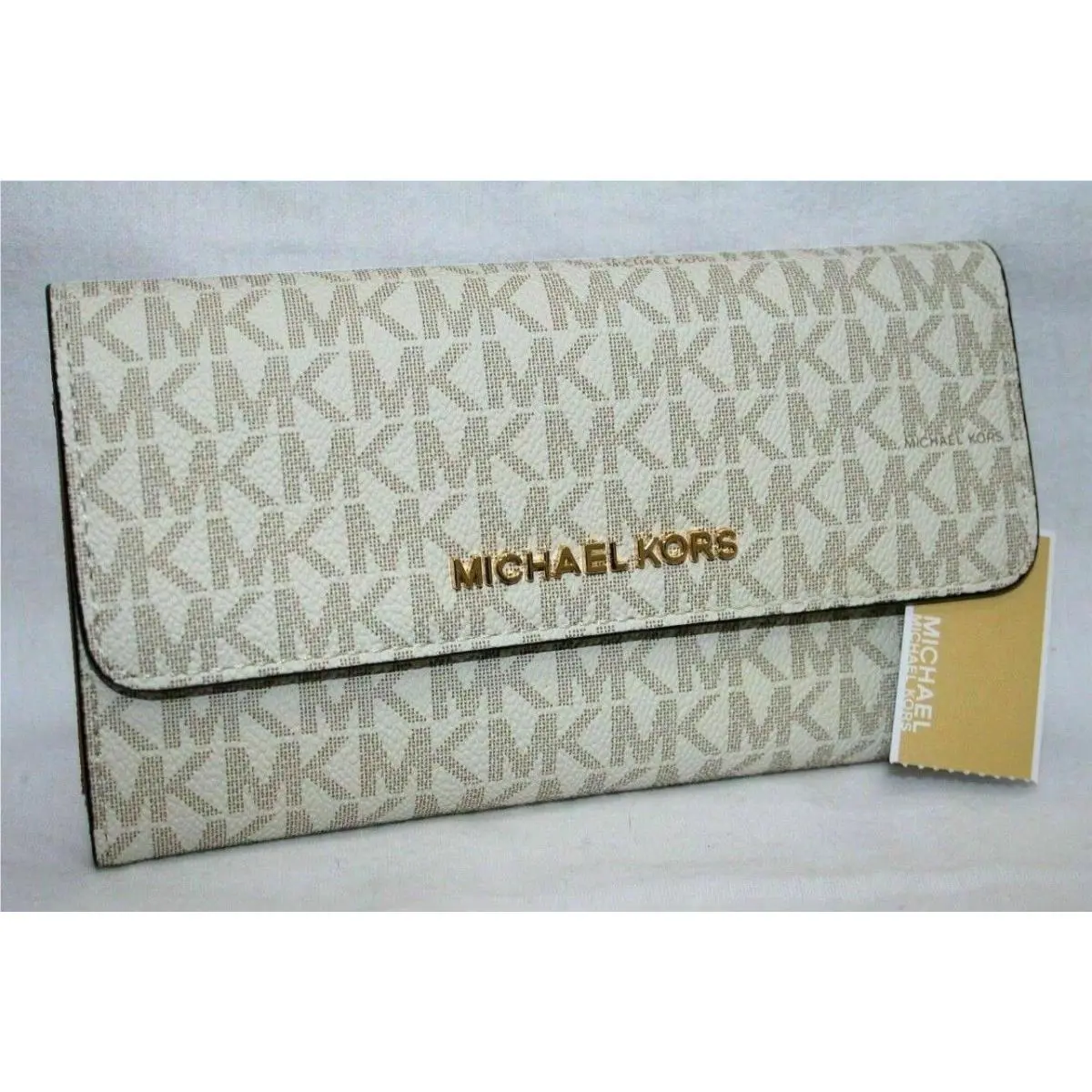 Michael Kors Jet Set Travel Large Trifold MK Signature Wallet Vanilla