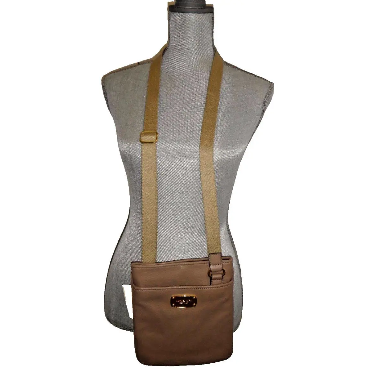 Michael Kors Jet Set MK Crossbody Messenger Shoulder Pocket Bag DK Dune Leather