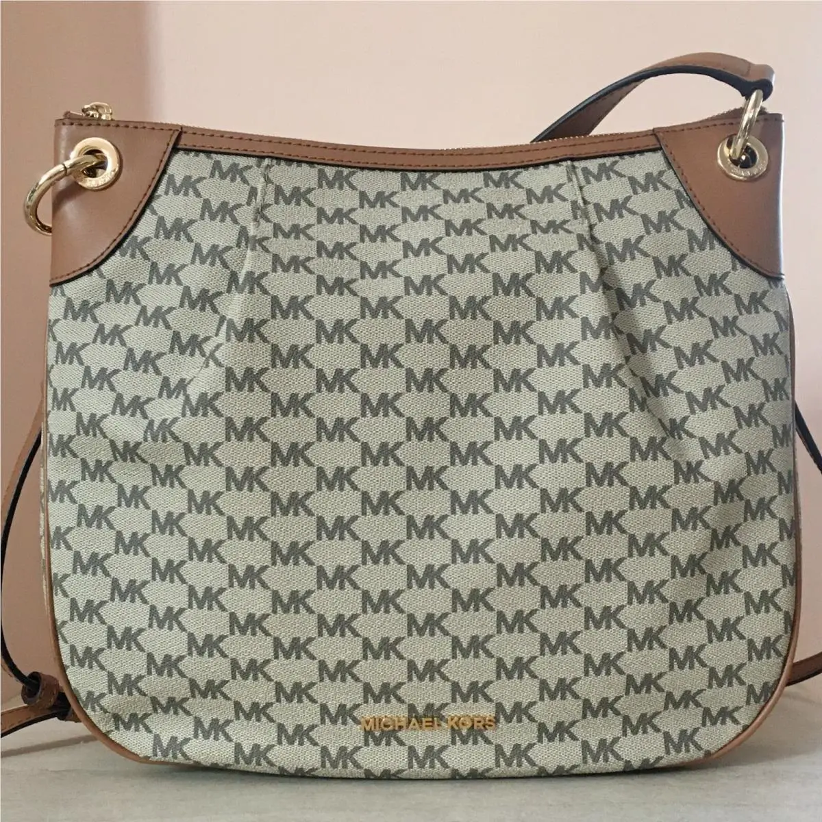 Michael BY Michael Kors Jet Set Large Shoulder Messenger Bag Natural / Acorn