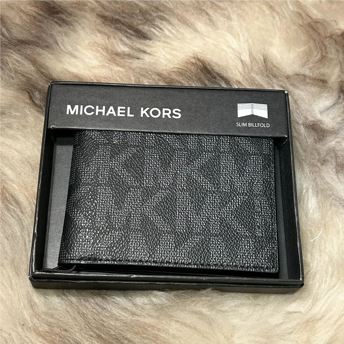Michael Kors Jet Set Men’s Slim Billfold Wallet - Beautiful Black