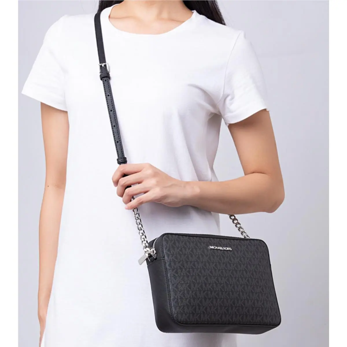 Michael Kors Jet Set Large Crossbody Bag In Black Signature