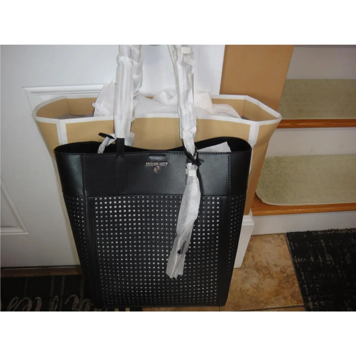 Sinclair Large Shopper Black Tote Bag.100%Authentic.$358.00 by Michael Kors