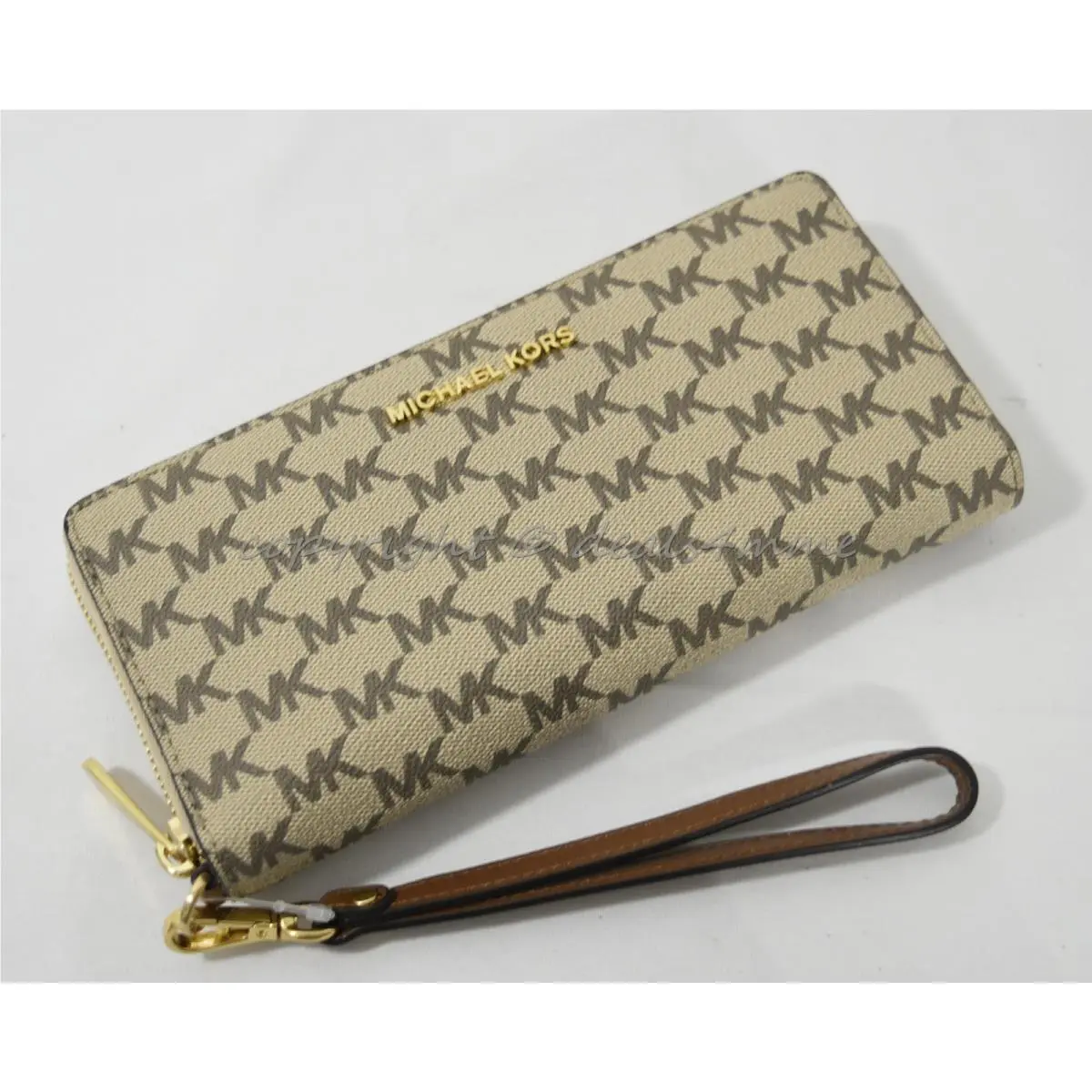 Michael Kors Jet Set Travel Logo Continental Wristlet in `mk . Natural/luggage