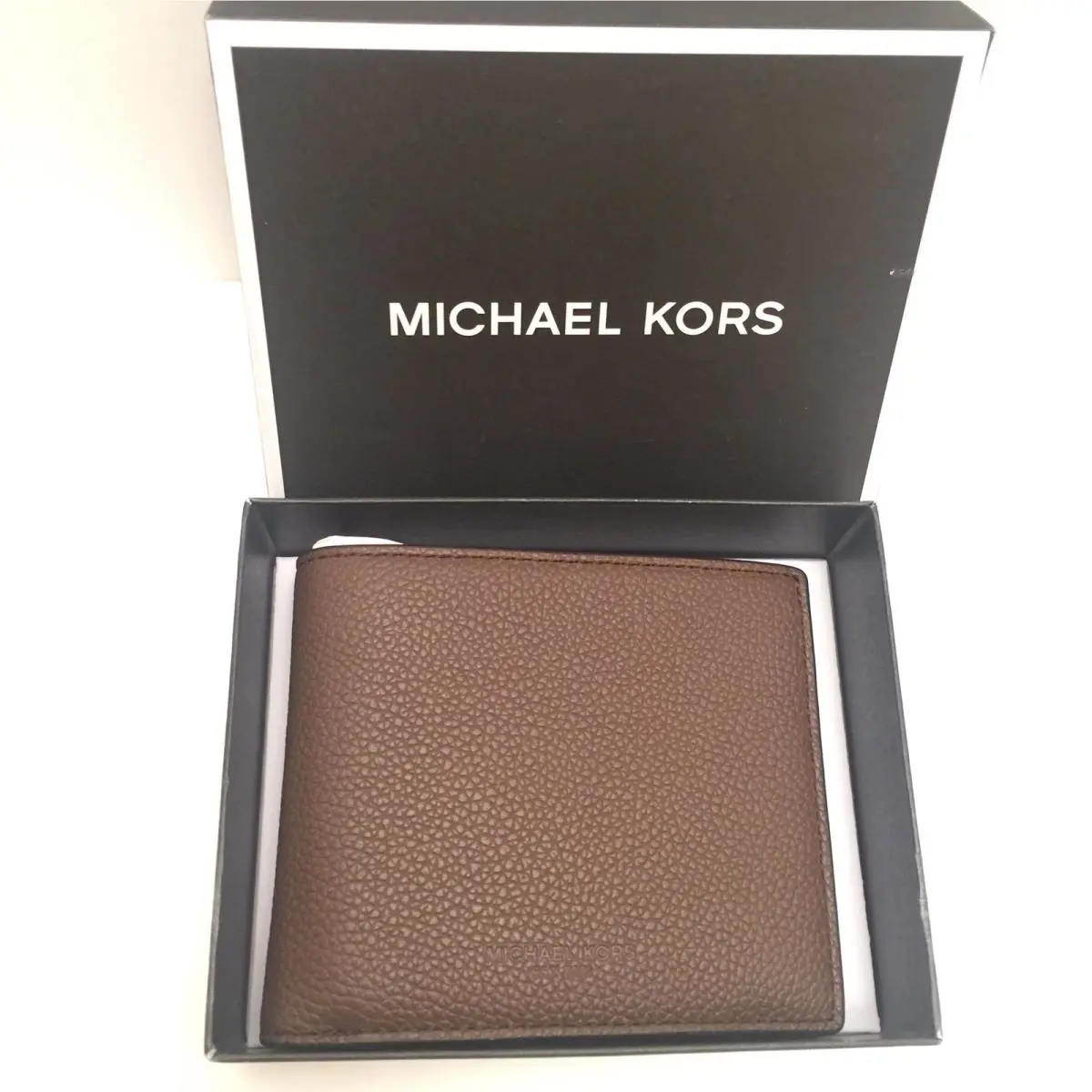 Michael Kors Men`s Russel Leather Mocha Brown Billfold Wallet