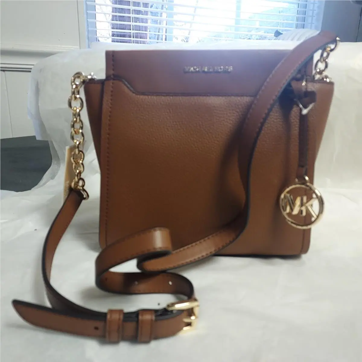 Michael Kors Graham Small Messenger Shoulder Crossbody Acorn Pebbled Leather