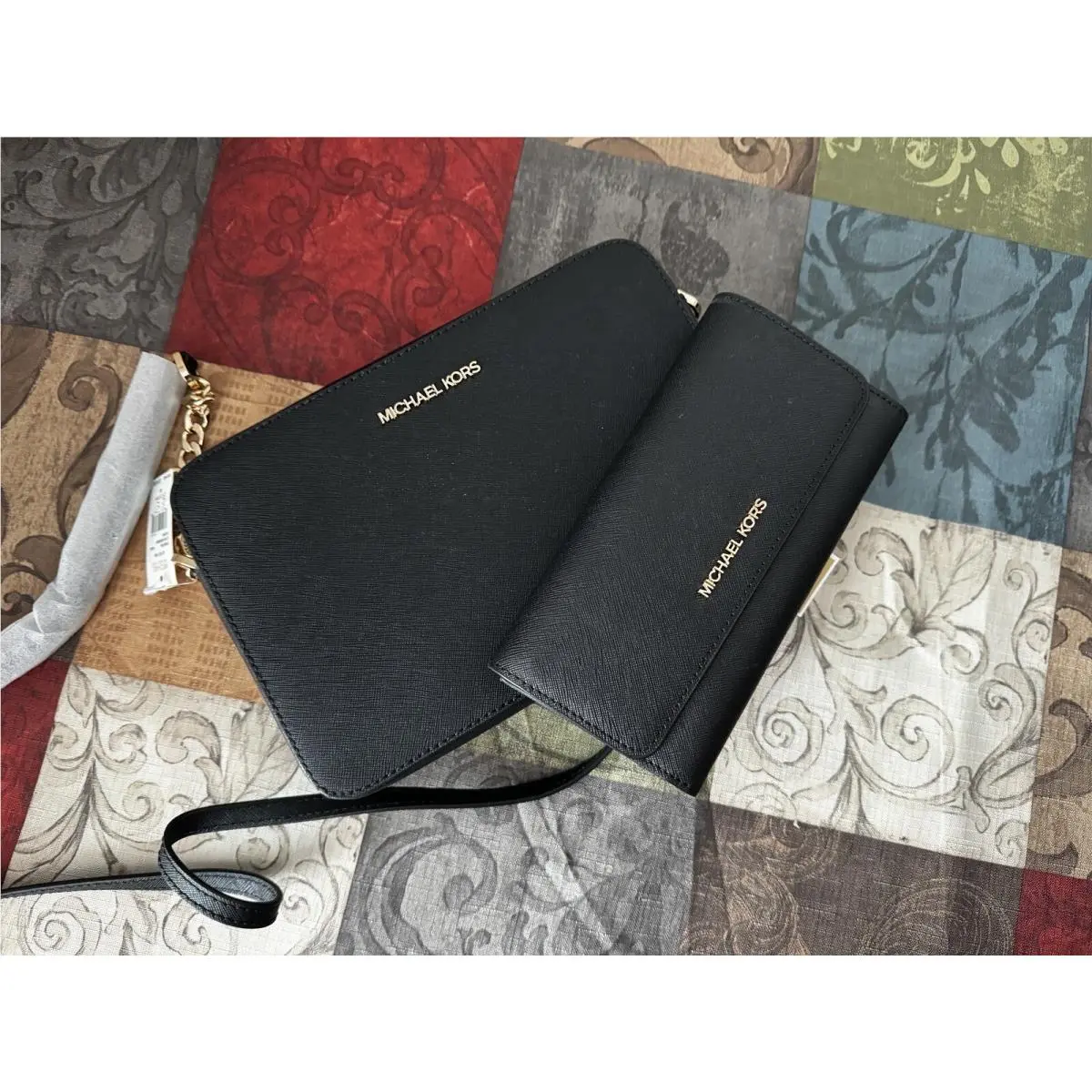 Michael Kors Jet Set Large EW Crossbody Messenger Bag + Wallet Set