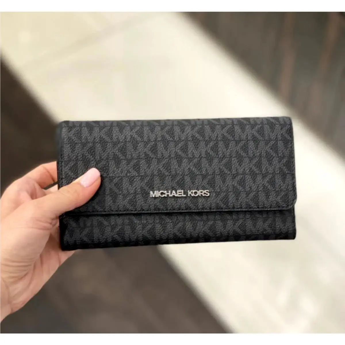 Michael Kors Jet Set Travel MK Signature Leather Large Trifold Wallet
