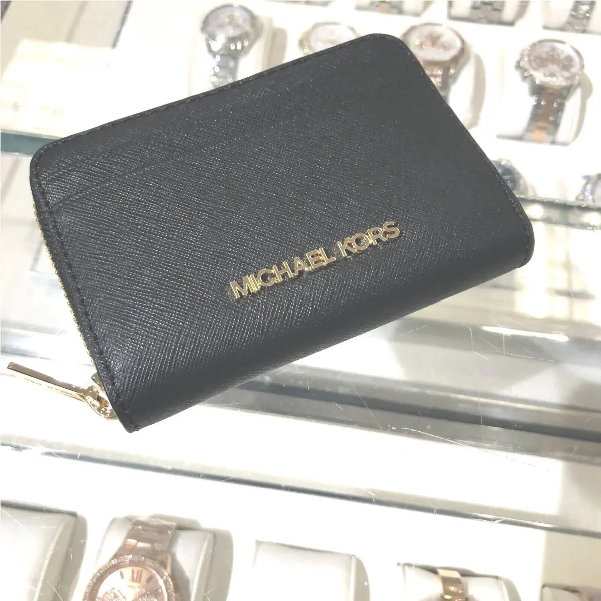Michael Kors Jet Set Travel Medium Zip Around Card Case Credit Card Wallet Black