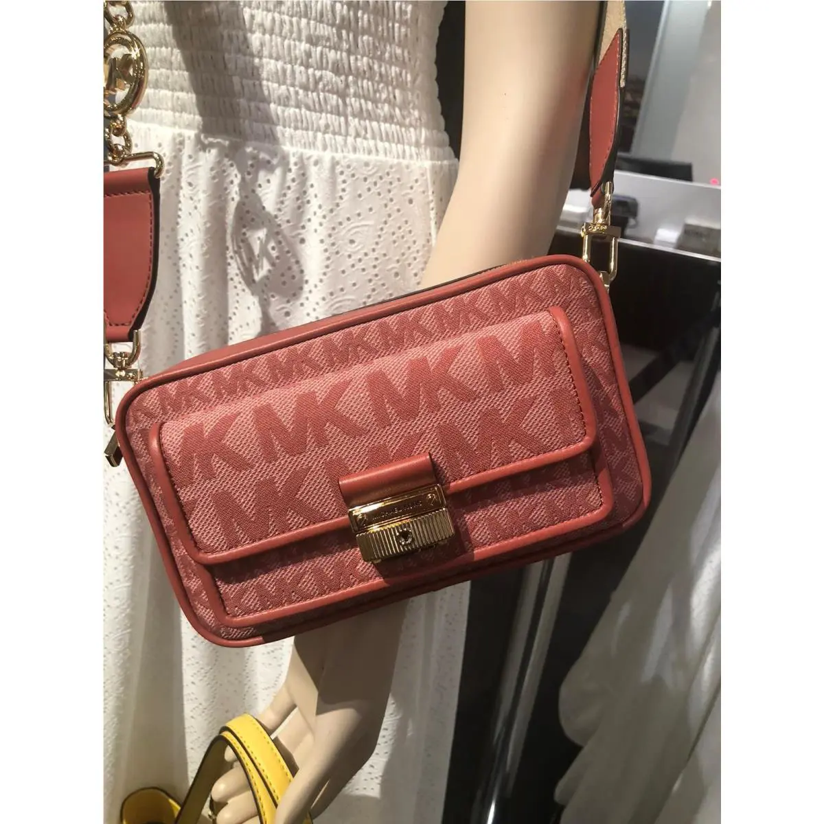 Michael Kors Medium Lady Crossbody Purse Handbag Messenger Shoulder Camera Bag