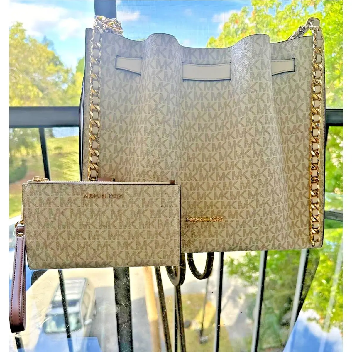 Michael Kors Mina Large Belted Chain Shoulder Bag+double Zip Wristlet Wallet Set