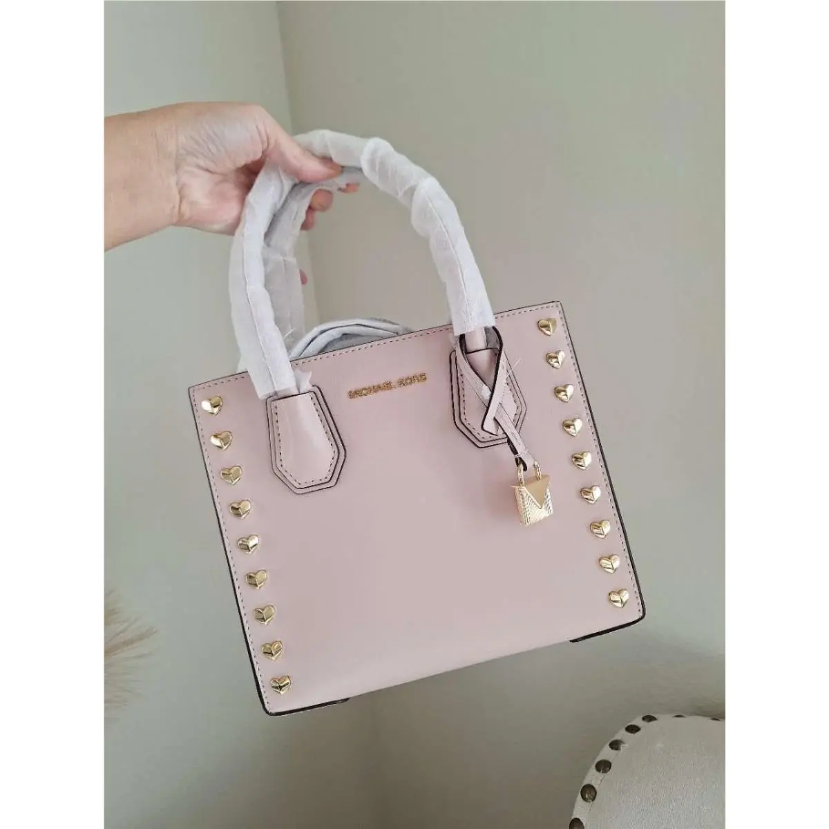 Michael Kors Studio Mercer Heart Studded MD Messenger Soft Pink