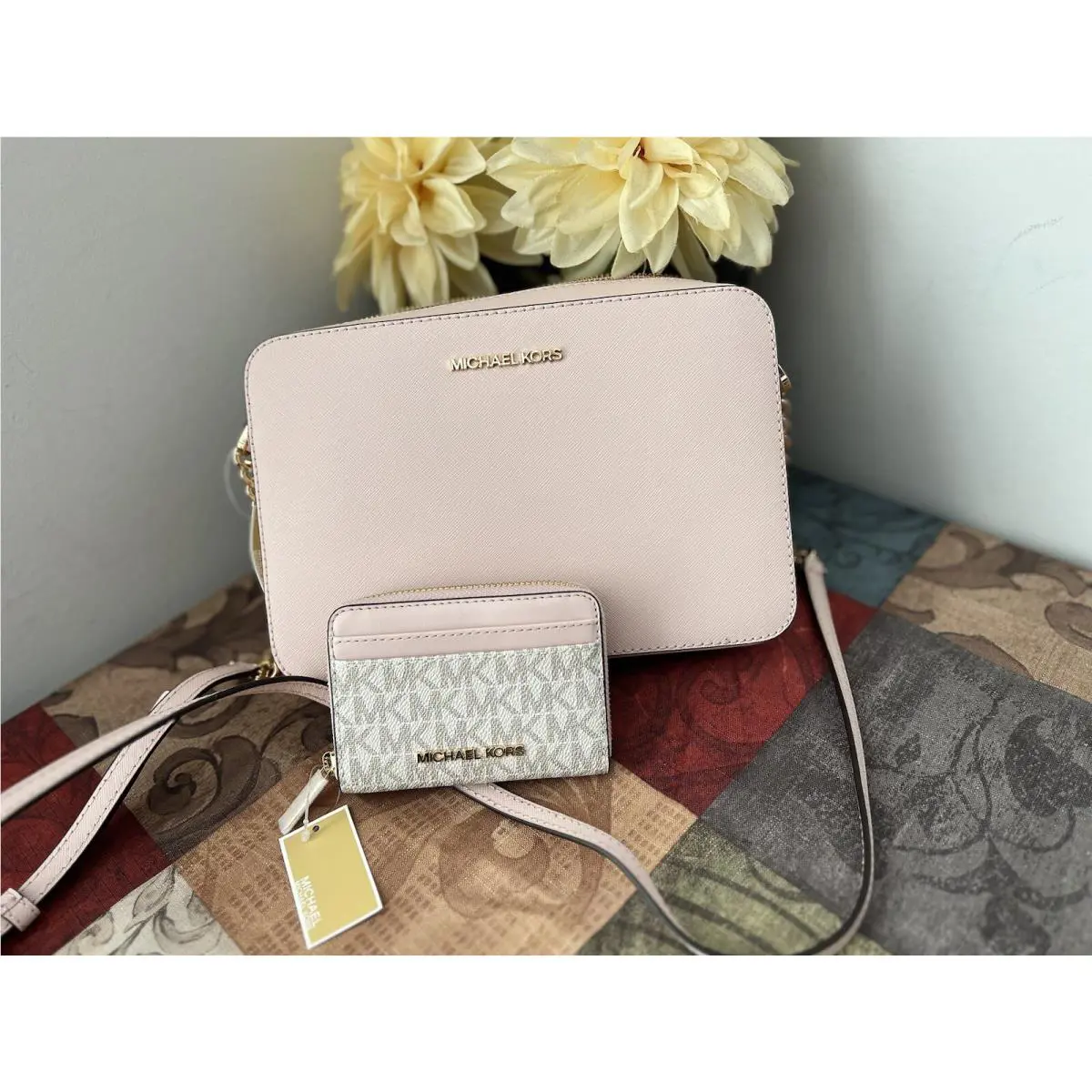 Michael Kors Jet Set Large EW Crossbody Messenger Bag + Wallet Set