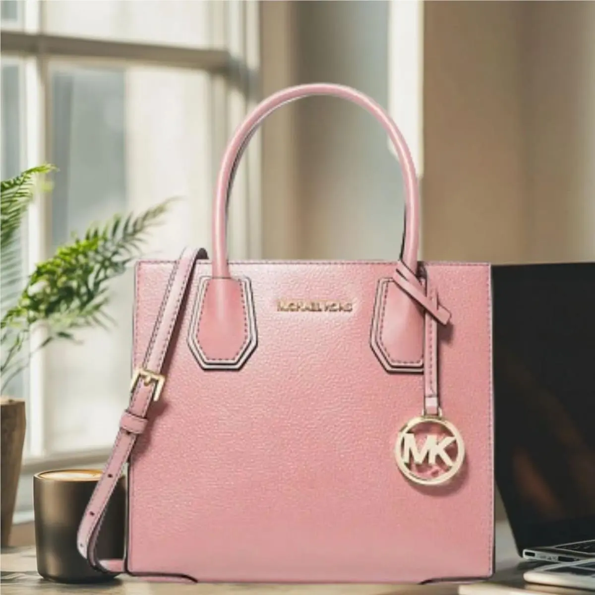 Michael Kors Mercer Women Medium Pebbled Leather Crossbody Purse Bag Primrose - Hardware: Gold, Exterior: Primrose