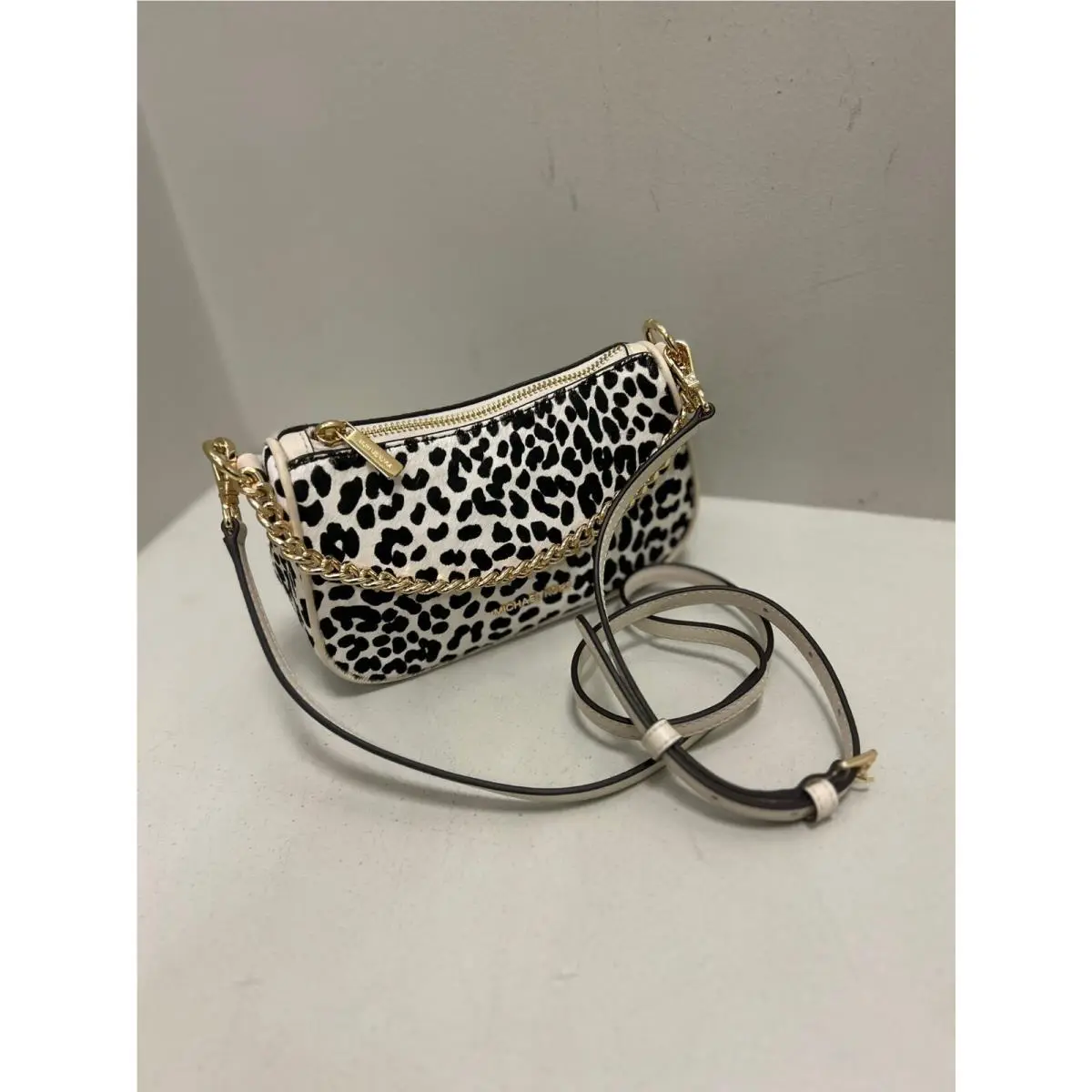 Michael Kors Carmela Leather Small Pouchette Crossbody Bag - Lt Cream Multi
