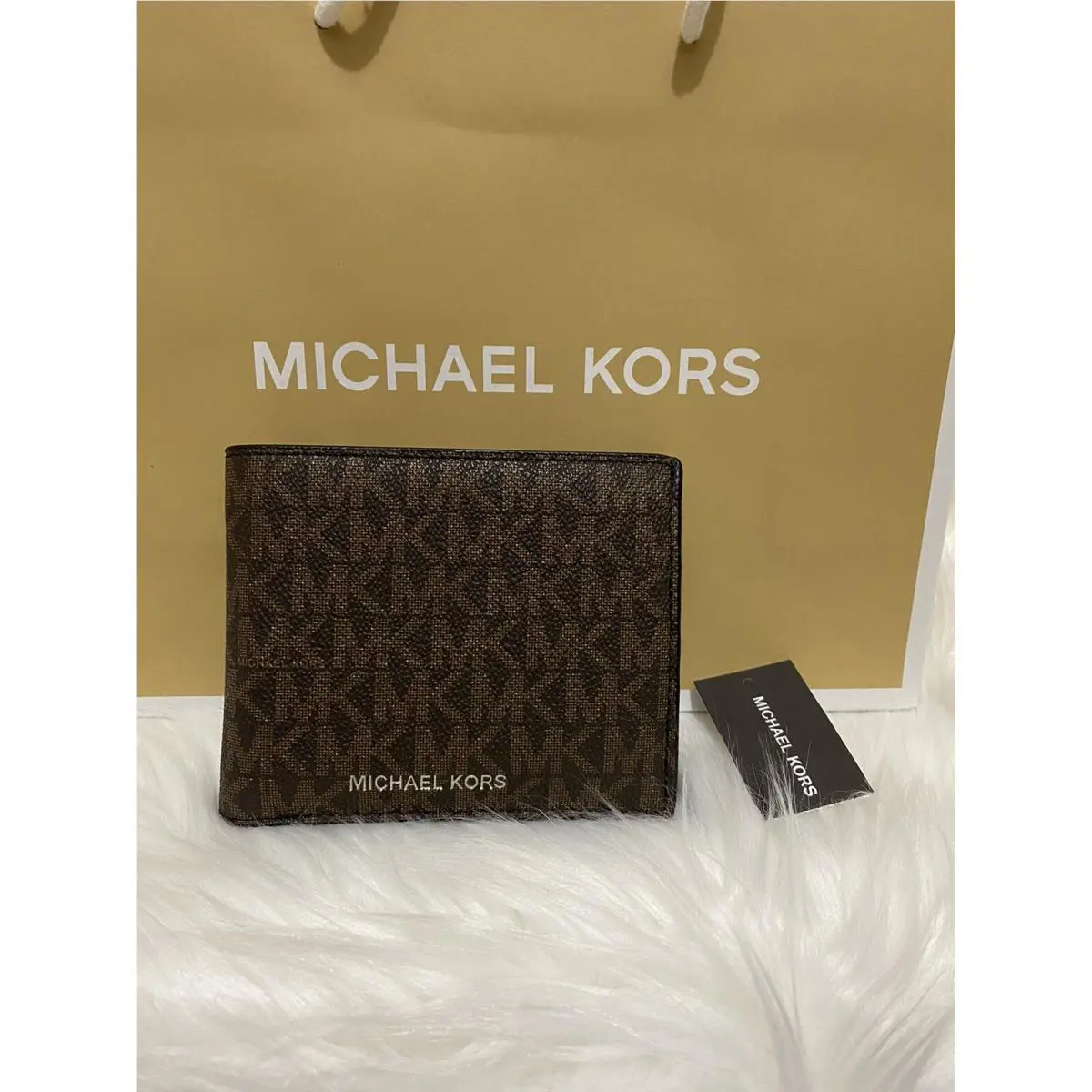 8200 Michael Kors Men Double Billfold Wallet Brown Signature Logo