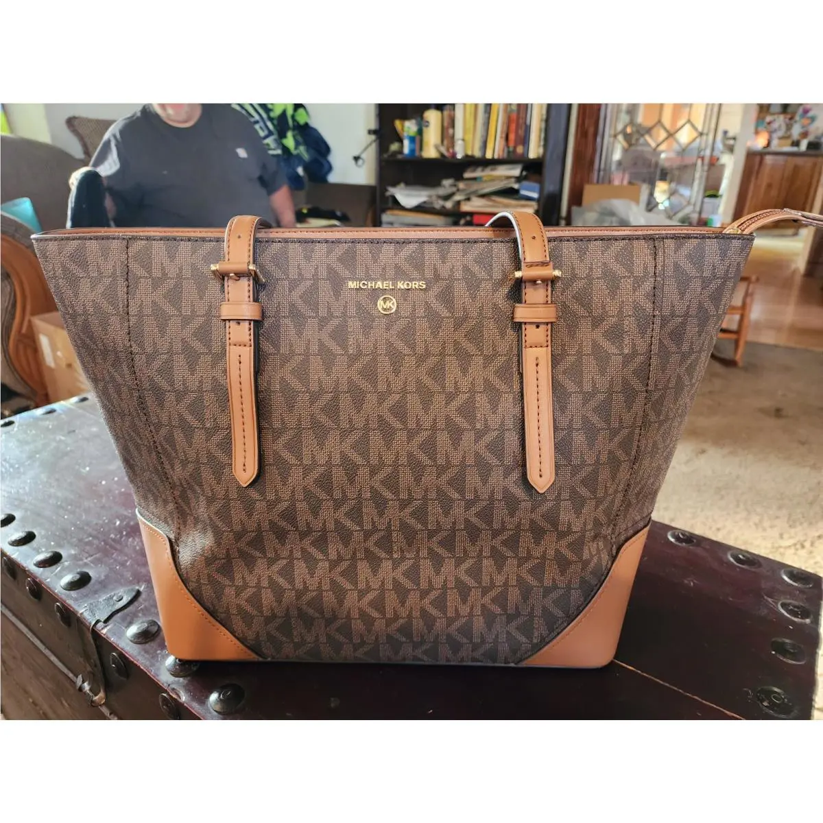 Michael Kors Aria Tote Purse