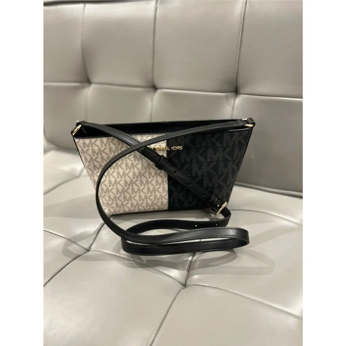 Michael Kors MK Signature Small Shoulder Tote Purse Bag Handbag - Black Multi
