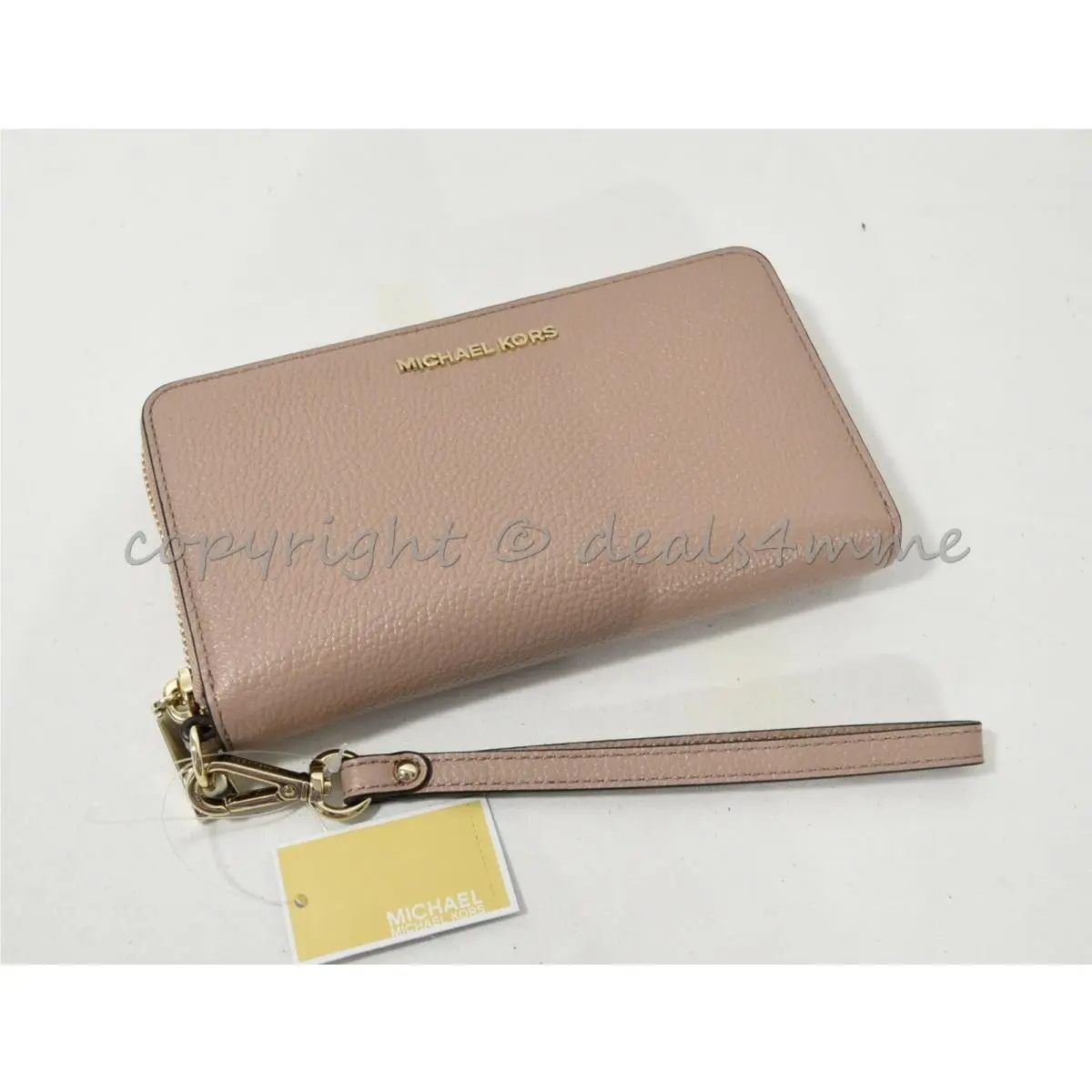 Michael Kors 32T8TFDE4L Multi-function Leather Phone Wallet/wristlet in Fawn