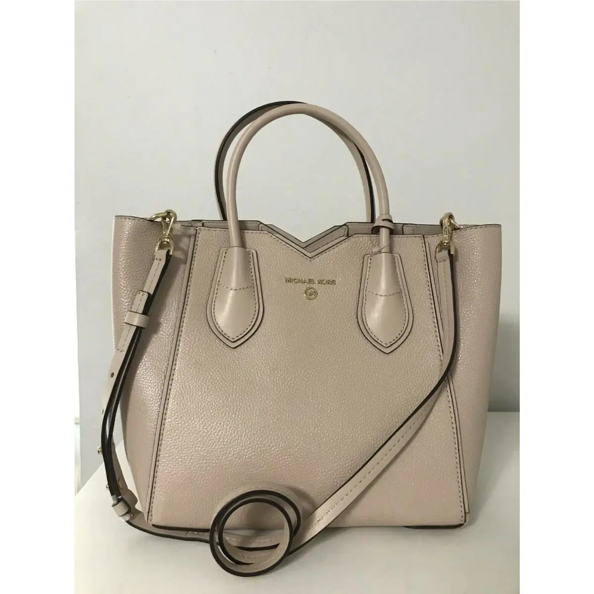 Michael Kors Mae Medium Soft Pink Crossbody Leather Handbag Tote