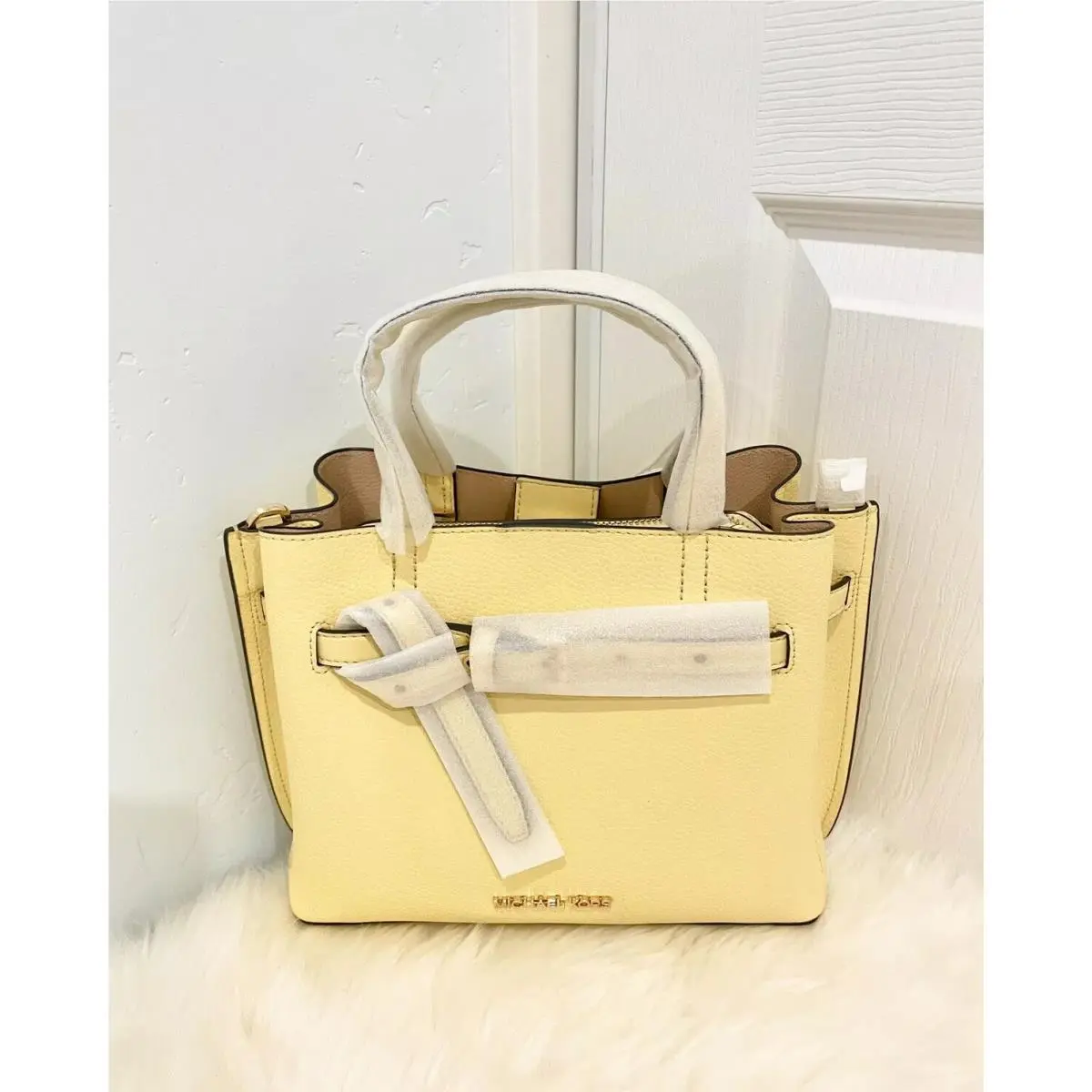 Michael Kors Emilia 35F0GU5S5T SM Satchel Leather Purse Buttercup