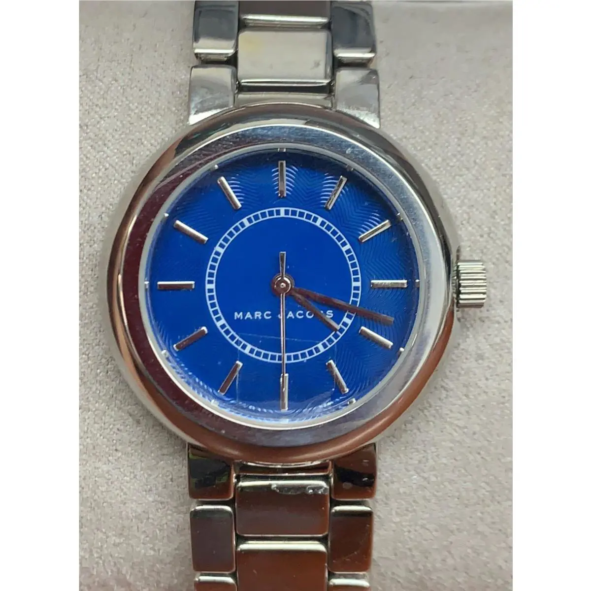 Marc Jacobs MJ3467 Dotty Blue Dial Stainless Steel Women`s Watch