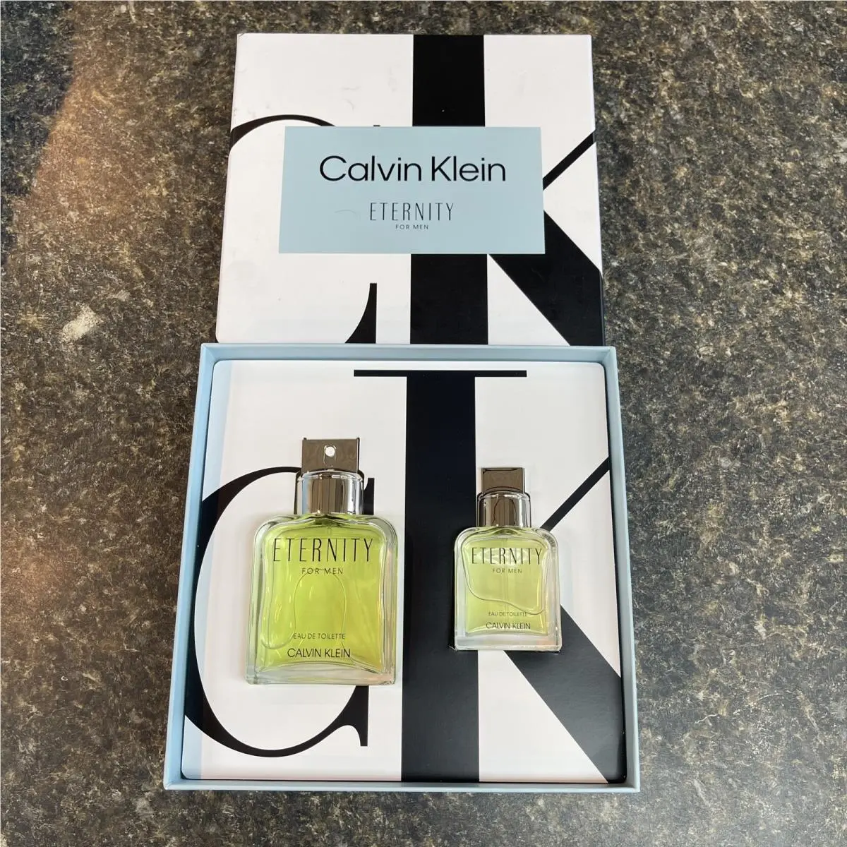 Calvin Klein Eternity Men`s Gift Set Value