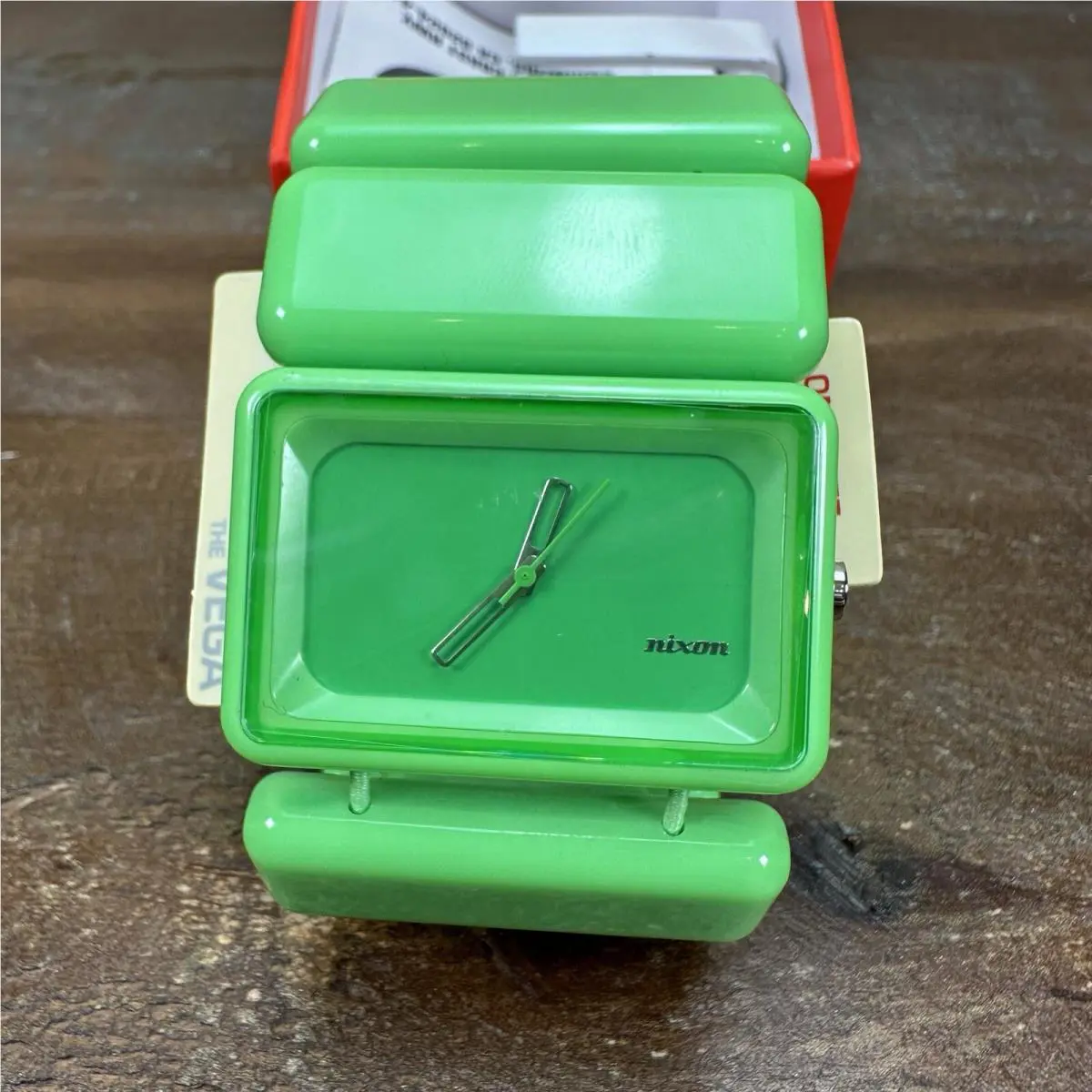 Nixon The Vega Women’s Watch Love The Hotness Lime Color A726 Elastic Band