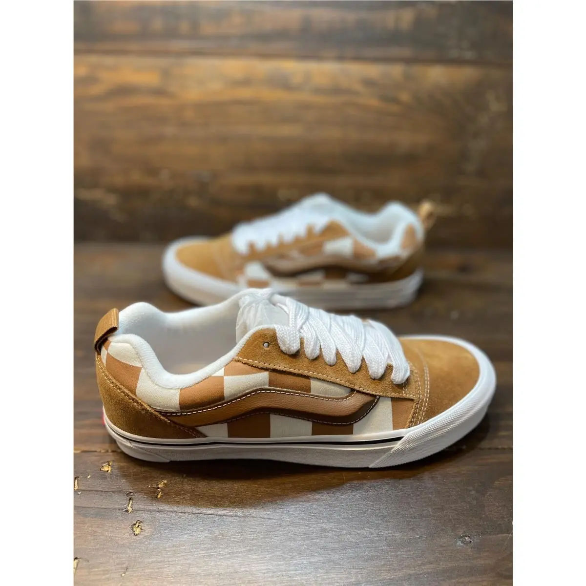 Vans shoes - VANS Knu Skool - Knu Skool - VN000CRPBRO - Brown 20