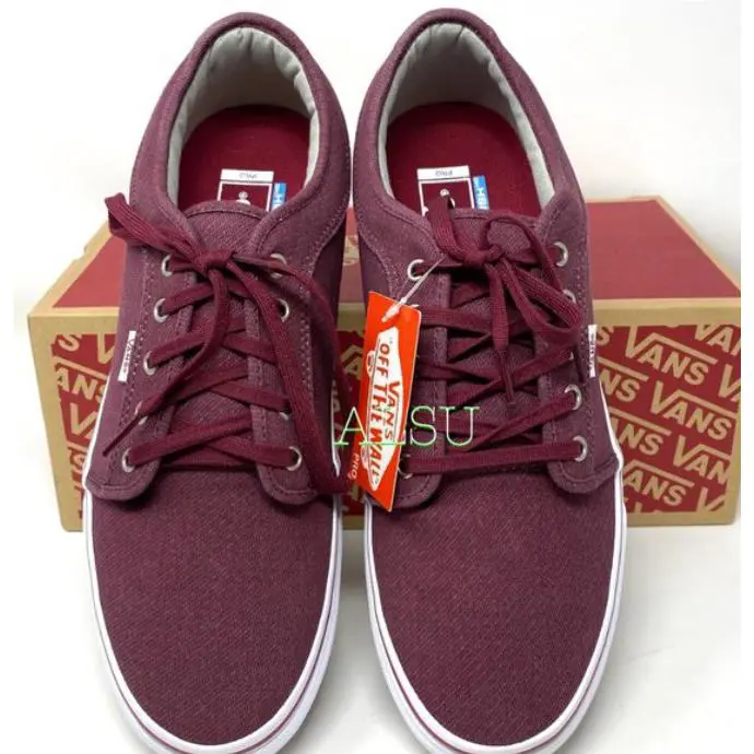 Vans shoes - VANS Chukka - Chukka - VN000ZUMGPK - Red 2