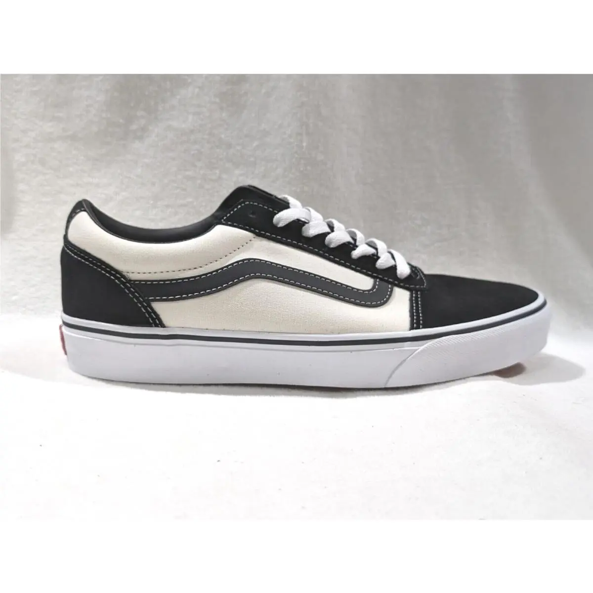 Vans shoes - VANS Ward - Ward - VN0A36EMKIG - Marshmallow/Black 6