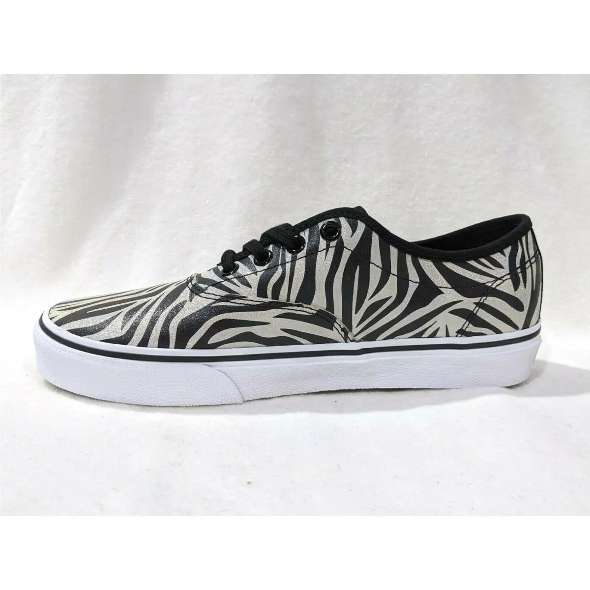 Vans shoes - VANS Doheny Decon - Doheny Decon - Metallic Zebra Black/White 4