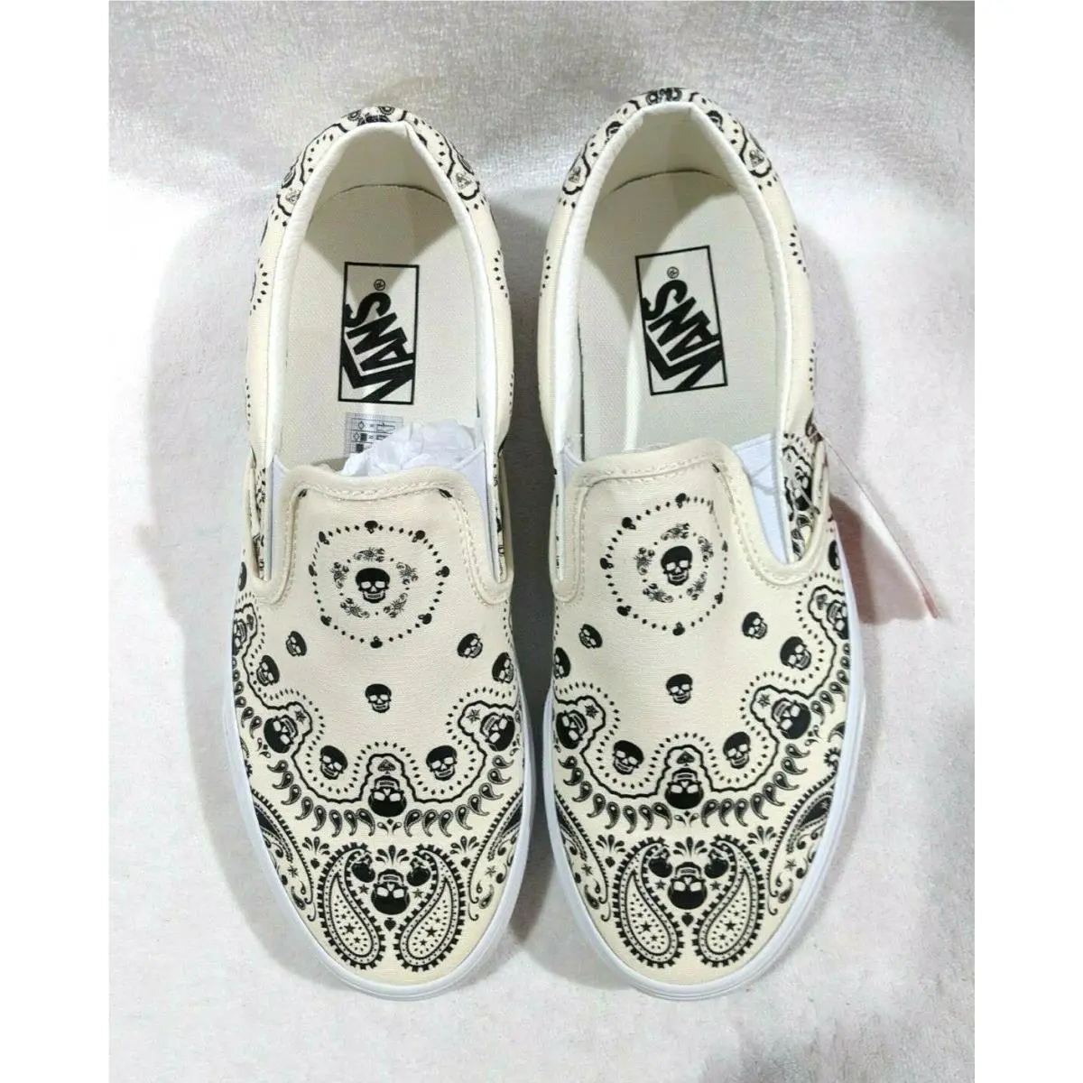Vans shoes - VANS Classic Slip-On - Classic - VN0A33TB42S - Off-White/Black 0