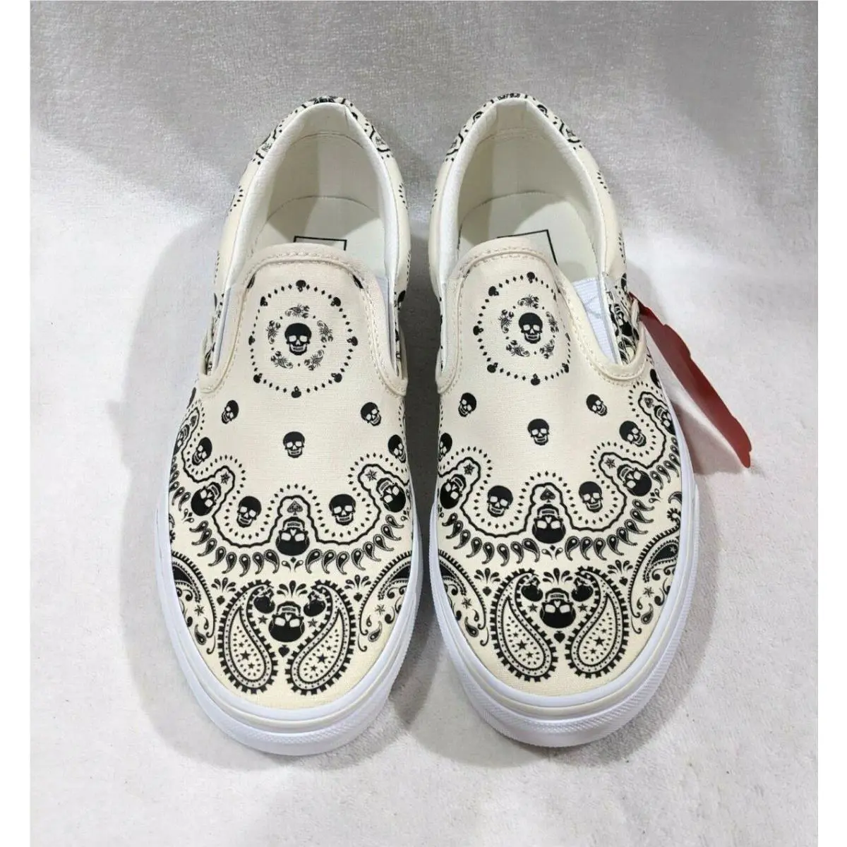 Vans shoes - VANS Classic Slip-On - Classic - VN0A33TB42S - Off-White/Black 1