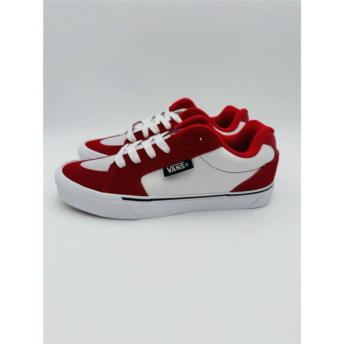 Vans shoes - VANS Chukka - Chukka - VN000CZW6RT - Red 0