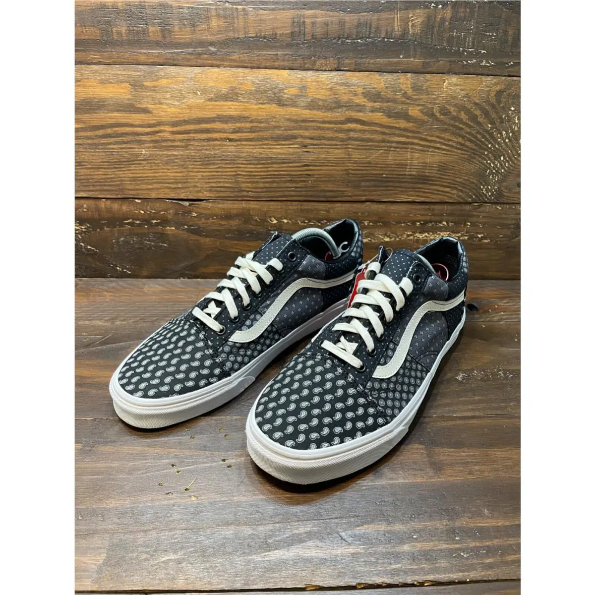 Vans shoes - VANS Old Skool - Old Skool - VN0A3WKT9XJ - White 1