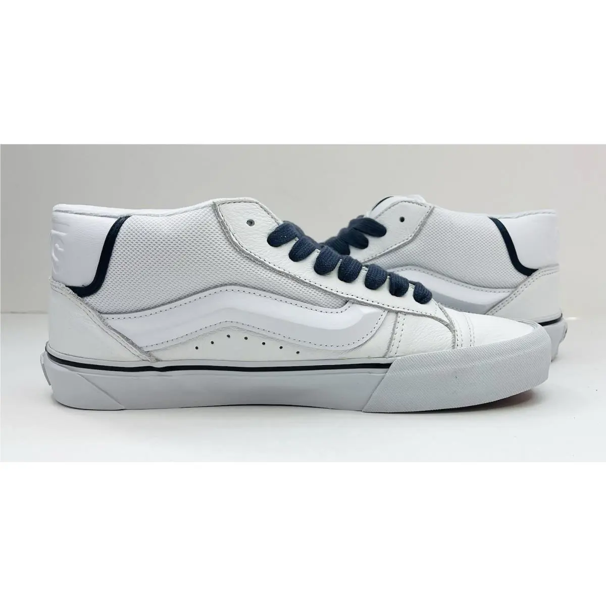 Vans shoes - VANS Knu Skool - Knu Skool - VN000CQ9WHT - White 3