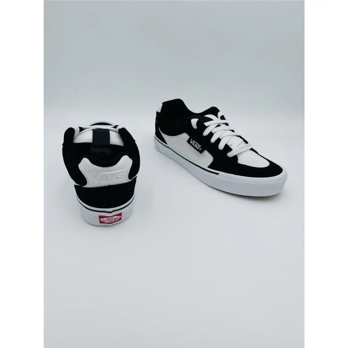 Vans shoes - VANS Chukka - Chukka - VN000CZWBA2 - White 9
