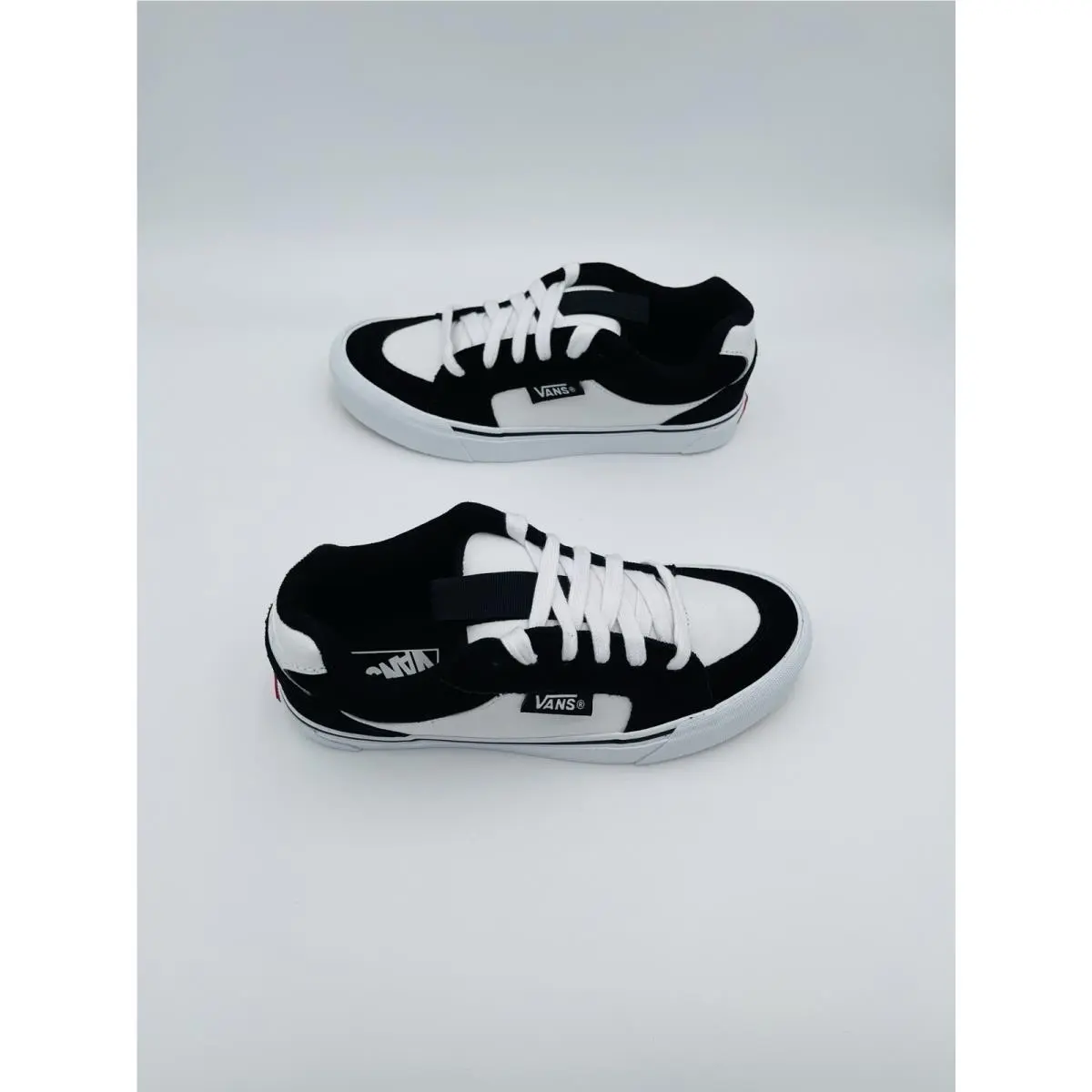 Vans shoes - VANS Chukka - Chukka - VN000CZWBA2 - White 16
